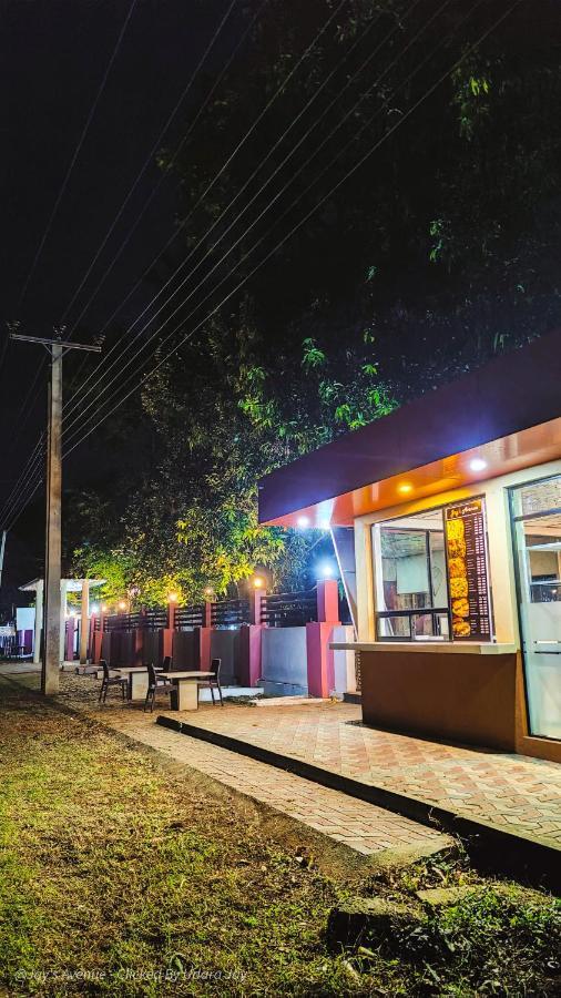 Jay'S Avenue Udawalawe Exterior photo