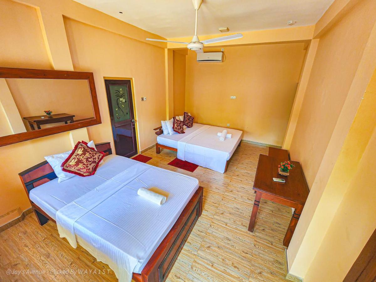 Jay'S Avenue Udawalawe Exterior photo