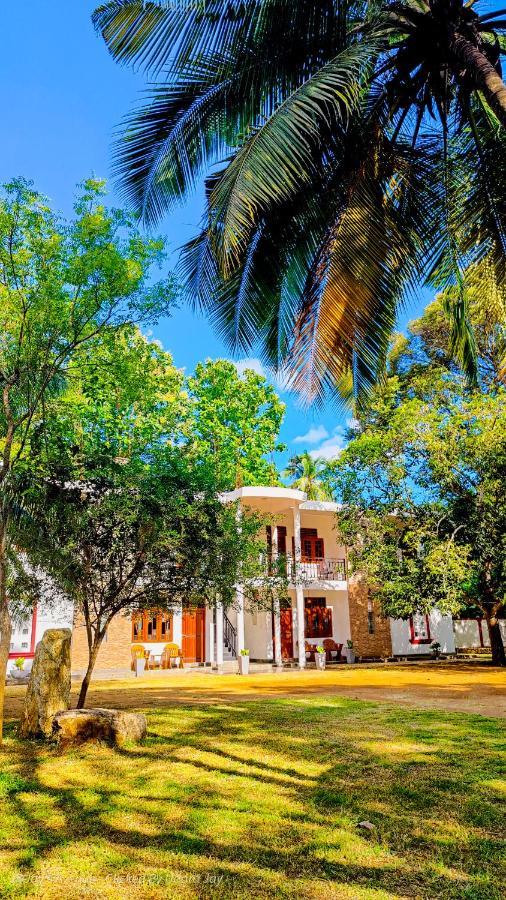 Jay'S Avenue Udawalawe Exterior photo